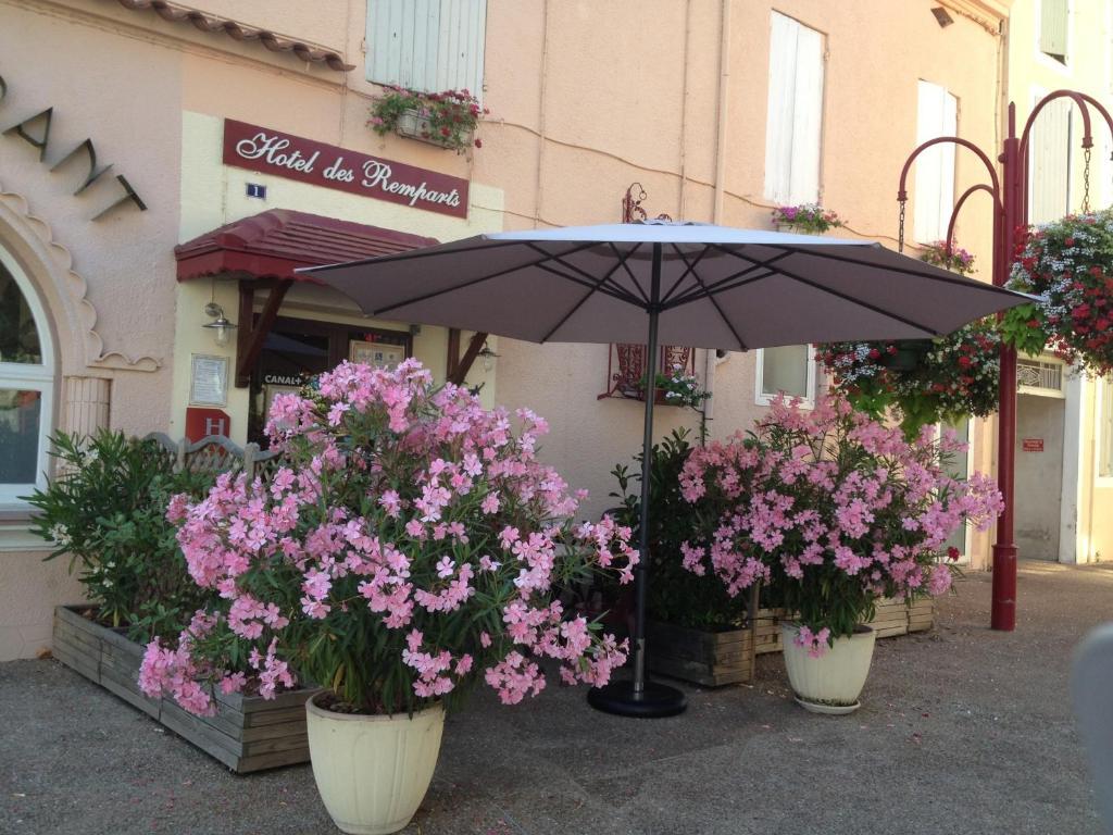 Hotel Des Remparts Villeneuve-sur-Lot Exterior foto